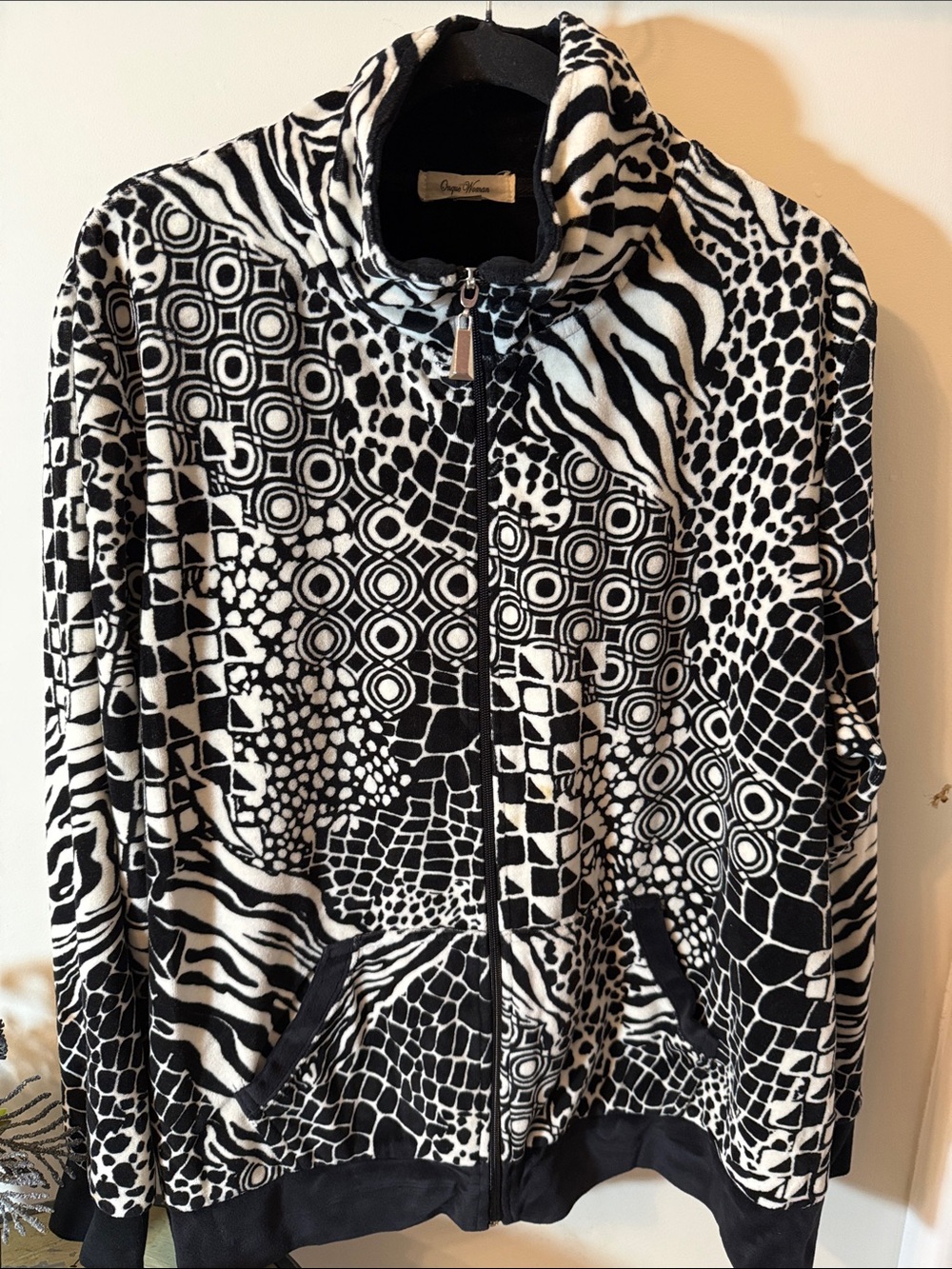 Vintage Onque Woman Black & White Mixed Animal-Print Bomber Jacket